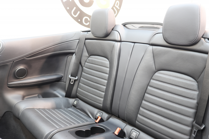 メルセデスベンツ Cクラス C180ｶﾌﾞﾘｵﾚ ｽﾎﾟｰﾂ ﾚｻﾞｰｴｸｽｸﾙｰｼﾌﾞ&ﾚｰﾀﾞｰｾｰﾌﾃｨPKG　ｷｰﾚｽｺﾞｰ 黒本革 ｴｱｽｶｰﾌ HDDﾅﾋﾞTV&ｷｬﾝｾﾗｰ BT音楽 ﾊﾞｯｸｶﾒﾗ PTS LEDﾗｲﾄ AMGｴｱﾛ&19AW 黒幌 9AT　2年保証