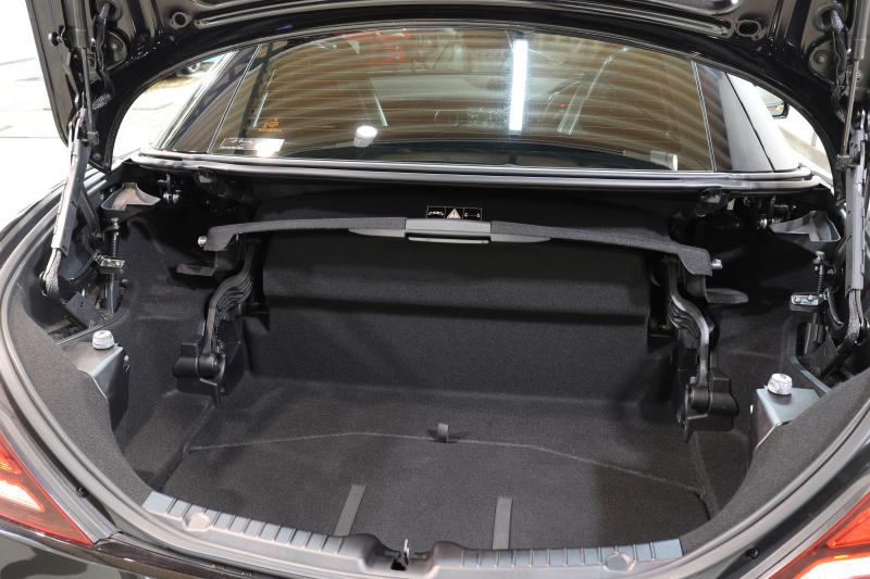 メルセデスベンツ SLCクラス SLC180ｽﾎﾟｰﾂ ﾚｰﾀﾞｰｾｰﾌﾃｨPKG　ｷｰﾚｽｺﾞｰ 黒本革 ﾊﾞﾘｵR HDDﾅﾋﾞTV&ｷｬﾝｾﾗｰ ｽﾏﾎ連携 ﾊﾞｯｸｶﾒﾗ PTS LEDﾗｲﾄ AMGｴｱﾛ&18AW ﾊﾟﾅﾒﾘｶｰﾅｸﾞﾘﾙ ｴｱｶﾞｲﾄﾞ 9AT　2年保証