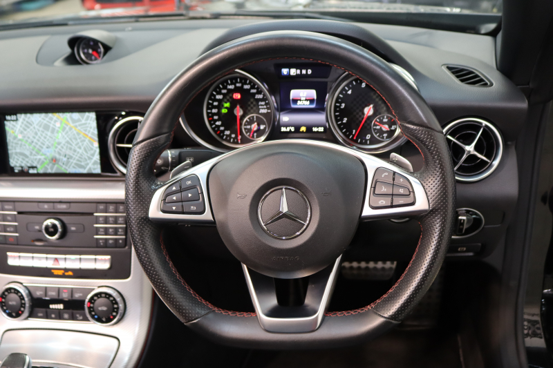 メルセデスベンツ SLCクラス SLC180ｽﾎﾟｰﾂ ﾚｰﾀﾞｰｾｰﾌﾃｨPKG　ｷｰﾚｽｺﾞｰ 黒本革 ﾊﾞﾘｵR HDDﾅﾋﾞTV&ｷｬﾝｾﾗｰ ｽﾏﾎ連携 ﾊﾞｯｸｶﾒﾗ PTS LEDﾗｲﾄ AMGｴｱﾛ&18AW ﾊﾟﾅﾒﾘｶｰﾅｸﾞﾘﾙ ｴｱｶﾞｲﾄﾞ 9AT　2年保証