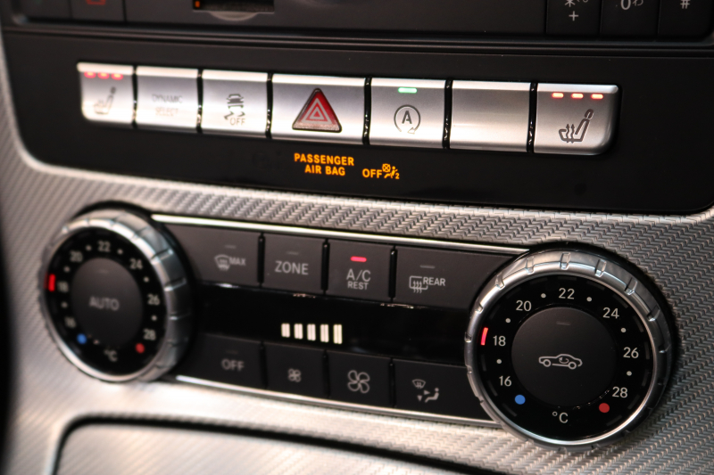 メルセデスベンツ SLCクラス SLC180ｽﾎﾟｰﾂ ﾚｰﾀﾞｰｾｰﾌﾃｨPKG　ｷｰﾚｽｺﾞｰ 黒本革 ﾊﾞﾘｵR HDDﾅﾋﾞTV&ｷｬﾝｾﾗｰ ｽﾏﾎ連携 ﾊﾞｯｸｶﾒﾗ PTS LEDﾗｲﾄ AMGｴｱﾛ&18AW ﾊﾟﾅﾒﾘｶｰﾅｸﾞﾘﾙ ｴｱｶﾞｲﾄﾞ 9AT　2年保証