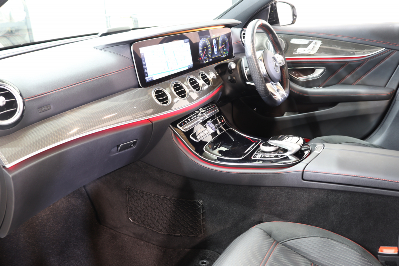 AMG Eクラス E53 4MATIC+ ｴｸｽｸﾙｰｼﾌﾞ&ﾚｰﾀﾞｰｾｰﾌﾃｨPKG　ISG搭載 中期 ｷｰﾚｽｺﾞｰ 黒本革 ﾍﾞﾝﾁﾚｰﾀｰ ﾊﾟﾉﾗﾏSR ﾍｯﾄﾞｱｯﾌﾟD HDDﾅﾋﾞTV ｽﾏﾎ連携 ﾌﾞﾙﾒｽﾀｰ 360ｶﾒﾗ PTS LEDﾗｲﾄ 自動ﾄﾗﾝｸ AMG専用装備&ﾁｭｰﾆﾝｸﾞﾀﾞｲﾅﾐｯｸS 9AT　2年保証
