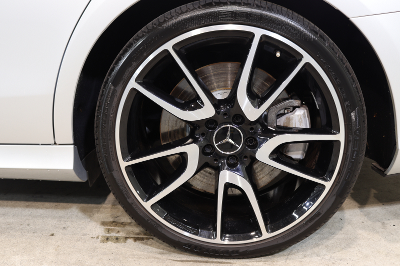 AMG Eクラス E53 4MATIC+ ｴｸｽｸﾙｰｼﾌﾞ&ﾚｰﾀﾞｰｾｰﾌﾃｨPKG　ISG搭載 中期 ｷｰﾚｽｺﾞｰ 黒本革 ﾍﾞﾝﾁﾚｰﾀｰ ﾊﾟﾉﾗﾏSR ﾍｯﾄﾞｱｯﾌﾟD HDDﾅﾋﾞTV ｽﾏﾎ連携 ﾌﾞﾙﾒｽﾀｰ 360ｶﾒﾗ PTS LEDﾗｲﾄ 自動ﾄﾗﾝｸ AMG専用装備&ﾁｭｰﾆﾝｸﾞﾀﾞｲﾅﾐｯｸS 9AT　2年保証