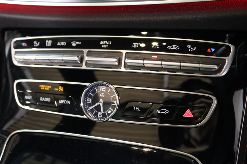 AMG Eクラス E53 4MATIC+ ｴｸｽｸﾙｰｼﾌﾞ&ﾚｰﾀﾞｰｾｰﾌﾃｨPKG　ISG搭載 中期 ｷｰﾚｽｺﾞｰ 黒本革 ﾍﾞﾝﾁﾚｰﾀｰ ﾊﾟﾉﾗﾏSR ﾍｯﾄﾞｱｯﾌﾟD HDDﾅﾋﾞTV ｽﾏﾎ連携 ﾌﾞﾙﾒｽﾀｰ 360ｶﾒﾗ PTS LEDﾗｲﾄ 自動ﾄﾗﾝｸ AMG専用装備&ﾁｭｰﾆﾝｸﾞﾀﾞｲﾅﾐｯｸS 9AT　2年保証