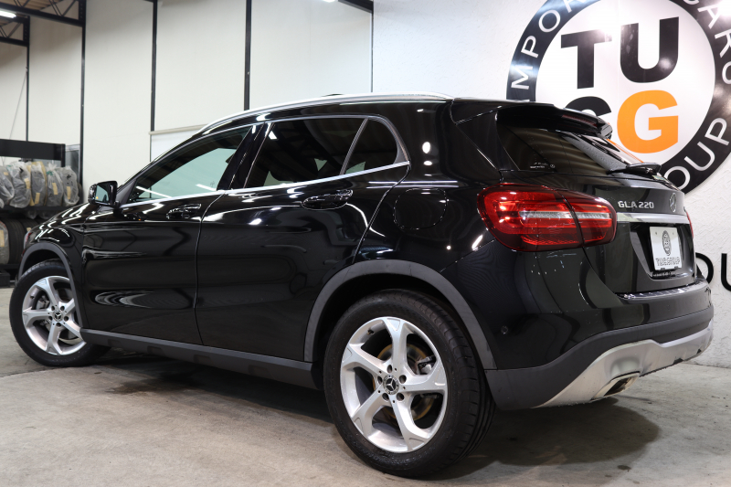 メルセデスベンツ GLA GLA220 4MATIC ﾌﾟﾚﾐｱﾑ&ﾚｰﾀﾞｰｾｰﾌﾃｨPKG　後期 ｷｰﾚｽｺﾞｰ 黒革 ﾊﾟﾉﾗﾏSR HDDﾅﾋﾞTV ｽﾏﾎ連携 harman/kardon ﾊﾞｯｸｶﾒﾗ PTS LEDﾗｲﾄ 自動Rｹﾞｰﾄ ﾊﾝｽﾞﾌﾘｰA 18AW ﾀﾞｲﾅﾐｯｸS　2年保証