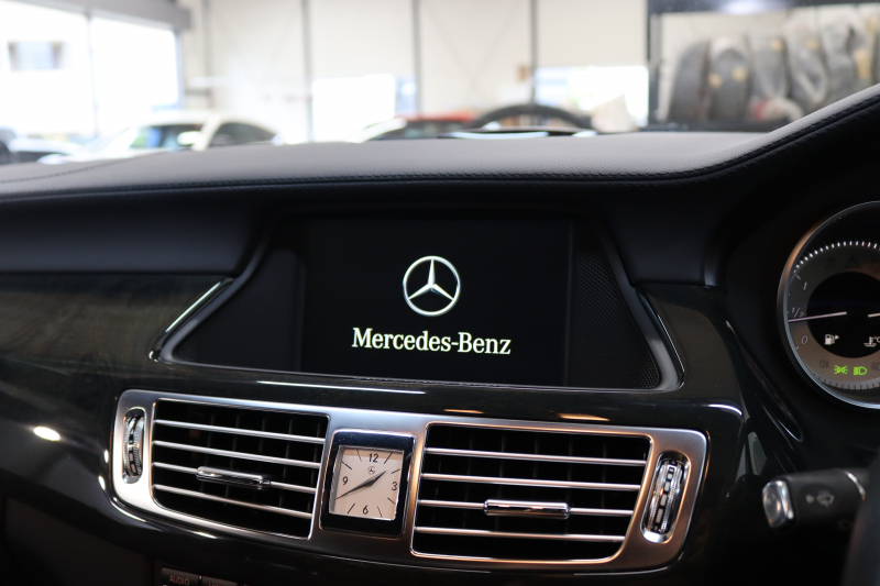 メルセデスベンツ CLS CLS350 AMGｽﾎﾟｰﾂ&ﾚｰﾀﾞｰｾｰﾌﾃｨPKG　ｷｰﾚｽｺﾞｰ 黒本革 ｼｰﾄﾋｰﾀｰ HDDﾅﾋﾞTV BT音楽 ﾊﾞｯｸｶﾒﾗ PTS LEDﾗｲﾄ 自動ﾄﾗﾝｸ AMGｴｱﾛ&19AW ｴｱｻｽ 7AT　2年保証