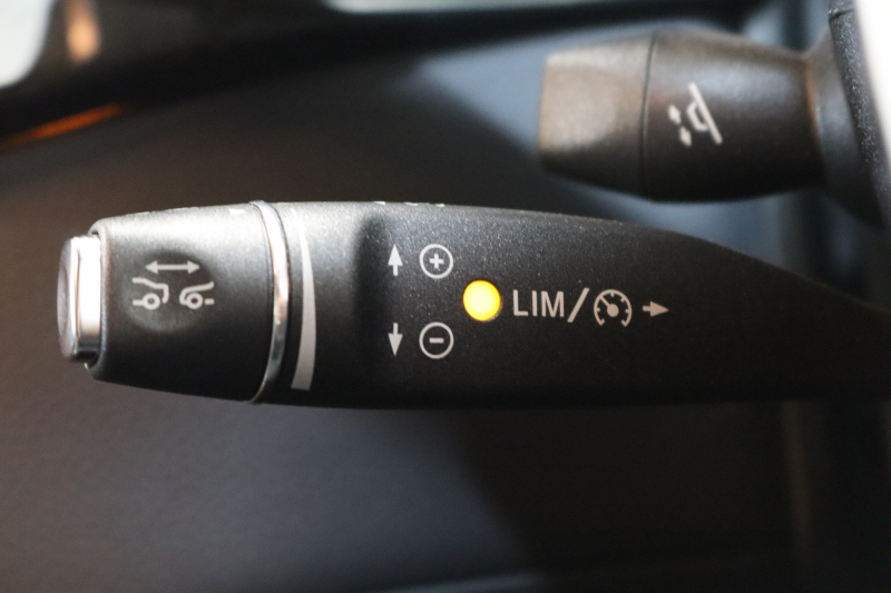 メルセデスベンツ CLS CLS350 AMGｽﾎﾟｰﾂ&ﾚｰﾀﾞｰｾｰﾌﾃｨPKG　ｷｰﾚｽｺﾞｰ 黒本革 ｼｰﾄﾋｰﾀｰ HDDﾅﾋﾞTV BT音楽 ﾊﾞｯｸｶﾒﾗ PTS LEDﾗｲﾄ 自動ﾄﾗﾝｸ AMGｴｱﾛ&19AW ｴｱｻｽ 7AT　2年保証