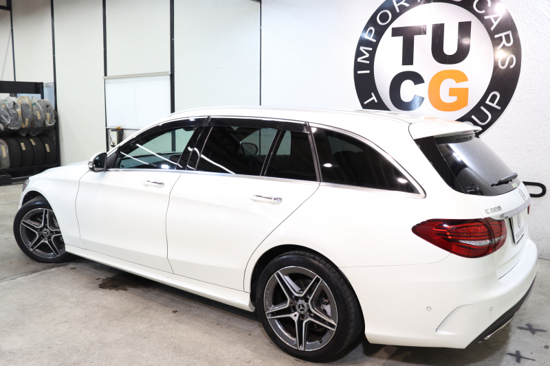 メルセデスベンツ Cクラス C200ｽﾃｰｼｮﾝﾜｺﾞﾝ AVG AMGﾗｲﾝ ﾚｰﾀﾞｰｾｰﾌﾃｨPKG　BSG搭載 後期 ｷｰﾚｽｺﾞｰ 黒革 HDDﾅﾋﾞTV ｽﾏﾎ連携 ﾊﾞｯｸｶﾒﾗ PTS LEDﾗｲﾄ 自動Rｹﾞｰﾄ AMGｴｱﾛ&18AW ｴｱｻｽ ﾀﾞｲﾅﾐｯｸS 9AT　2年保証