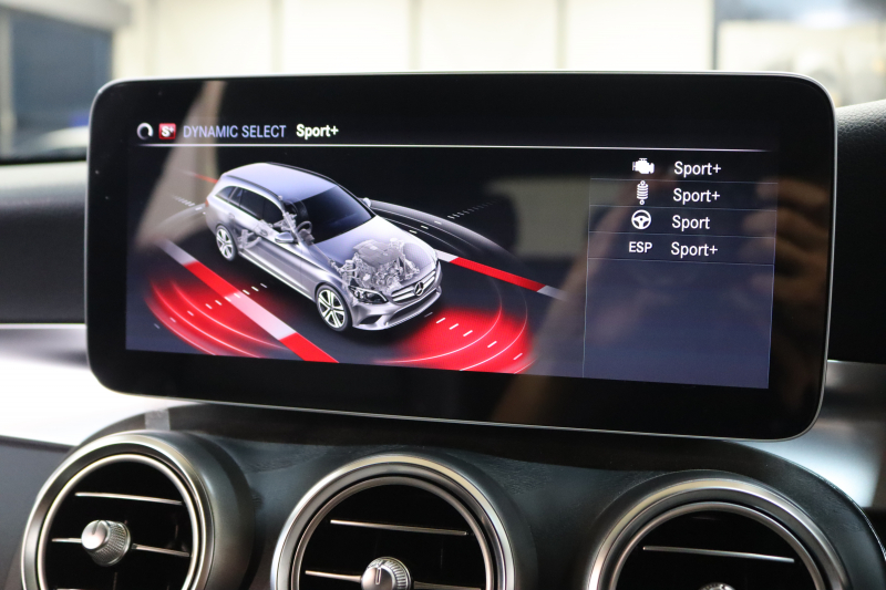 メルセデスベンツ Cクラス C200ｽﾃｰｼｮﾝﾜｺﾞﾝ AVG AMGﾗｲﾝ ﾚｰﾀﾞｰｾｰﾌﾃｨPKG　BSG搭載 後期 ｷｰﾚｽｺﾞｰ 黒革 HDDﾅﾋﾞTV ｽﾏﾎ連携 ﾊﾞｯｸｶﾒﾗ PTS LEDﾗｲﾄ 自動Rｹﾞｰﾄ AMGｴｱﾛ&18AW ｴｱｻｽ ﾀﾞｲﾅﾐｯｸS 9AT　2年保証