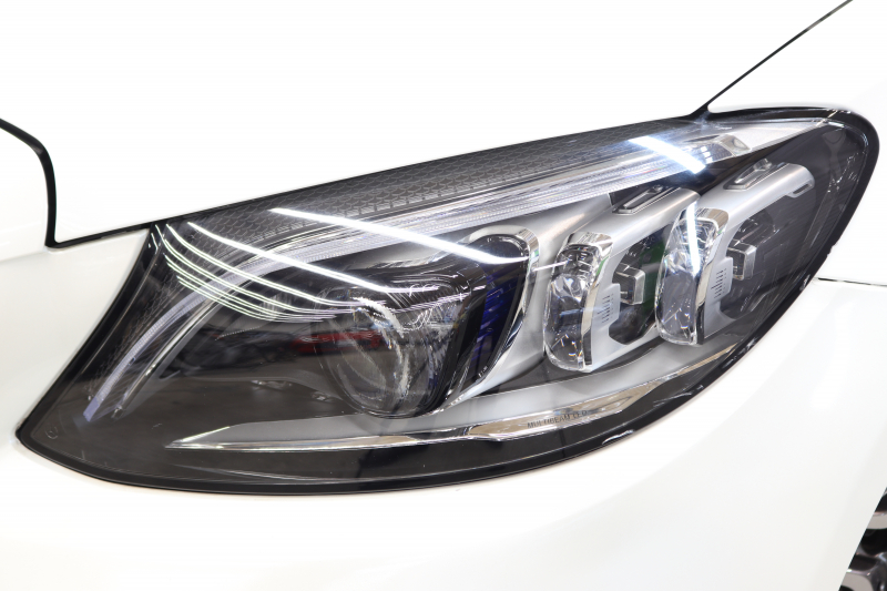 メルセデスベンツ Cクラス C200ｽﾃｰｼｮﾝﾜｺﾞﾝ AVG AMGﾗｲﾝ ﾚｰﾀﾞｰｾｰﾌﾃｨPKG　BSG搭載 後期 ｷｰﾚｽｺﾞｰ 黒革 HDDﾅﾋﾞTV ｽﾏﾎ連携 ﾊﾞｯｸｶﾒﾗ PTS LEDﾗｲﾄ 自動Rｹﾞｰﾄ AMGｴｱﾛ&18AW ｴｱｻｽ ﾀﾞｲﾅﾐｯｸS 9AT　2年保証