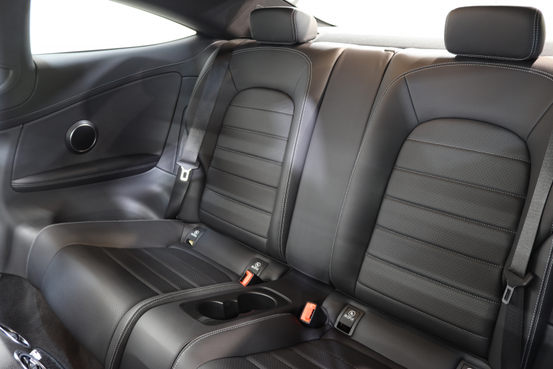 メルセデスベンツ Cクラス C180ｸｰﾍﾟ ｽﾎﾟｰﾂ ﾚｰﾀﾞｰｾｰﾌﾃｨPKG　ｷｰﾚｽｺﾞｰ 黒革 HDDﾅﾋﾞTV BT音楽 ﾊﾞｯｸｶﾒﾗ PTS LEDﾗｲﾄ AMGｴｱﾛ&18AW ﾀﾞｲﾅﾐｯｸS 9AT　2年保証