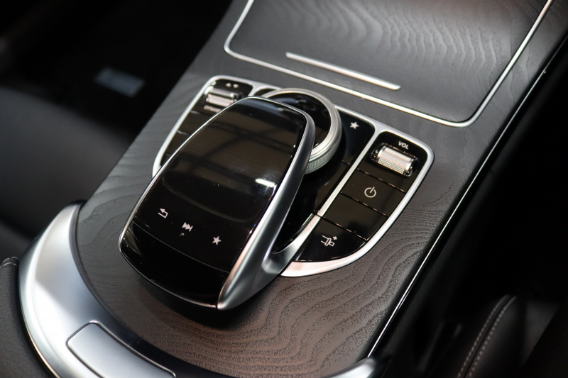 メルセデスベンツ Cクラス C180ｸｰﾍﾟ ｽﾎﾟｰﾂ ﾚｰﾀﾞｰｾｰﾌﾃｨPKG　ｷｰﾚｽｺﾞｰ 黒革 HDDﾅﾋﾞTV BT音楽 ﾊﾞｯｸｶﾒﾗ PTS LEDﾗｲﾄ AMGｴｱﾛ&18AW ﾀﾞｲﾅﾐｯｸS 9AT　2年保証