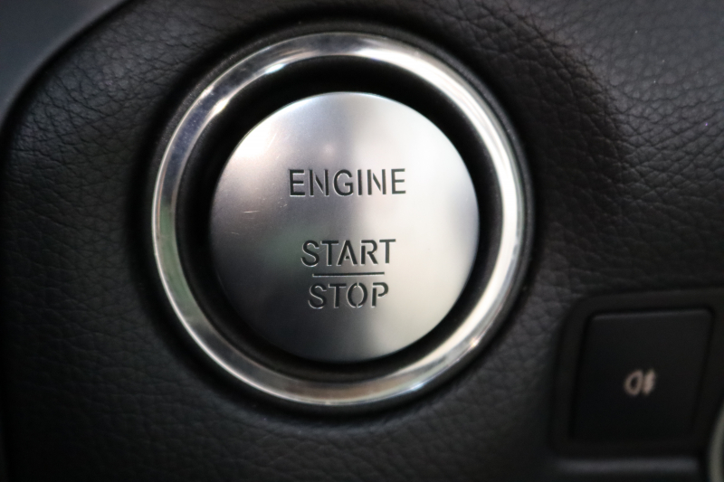 メルセデスベンツ SLKクラス SLK200 BL-EF AMGｽﾎﾟｰﾂ&ﾕｰﾃｨﾘﾃｨPKG　ｷｰﾚｽｺﾞｰ 黒本革 ｴｱｽｶｰﾌ ﾏｼﾞｯｸｽｶｲR HDDﾅﾋﾞTV BT音楽 ﾊﾞｯｸｶﾒﾗ PTS ｷｾﾉﾝ AMGｴｱﾛ&18AW ｸﾙｺﾝ ｴｱｶﾞｲﾄﾞ 7AT　2年保証