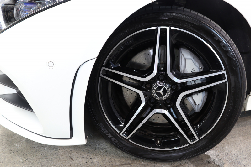 メルセデスベンツ CLS CLS450 4MATIC ｽﾎﾟｰﾂ ｴｸｽｸﾙｰｼﾌﾞ&ﾚｰﾀﾞｰｾｰﾌﾃｨPKG　ISG搭載 ｷｰﾚｽｺﾞｰ 黒本革 ﾍﾞﾝﾁﾚｰﾀｰ ｻﾝﾙｰﾌ ﾍｯﾄﾞｱｯﾌﾟD HDDﾅﾋﾞTV ｽﾏﾎ連携 ﾌﾞﾙﾒｽﾀｰ 360ｶﾒﾗ PTS LEDﾗｲﾄ 自動ﾄﾗﾝｸ ﾊﾝｽﾞﾌﾘｰA AMGｴｱﾛ&19AW ｴｱｻｽ 9AT　2年保証