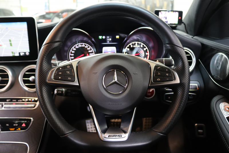 AMG Cクラス C43 4MATIC ｴｸｽｸﾙｰｼﾌﾞ&ﾚｰﾀﾞｰｾｰﾌﾃｨPKG　ｷｰﾚｽｺﾞｰ 黒本革 ﾍｯﾄﾞｱｯﾌﾟD HDDﾅﾋﾞTV BT音楽 ﾌﾞﾙﾒｽﾀｰ ﾊﾞｯｸｶﾒﾗ PTS LEDﾗｲﾄ 自動ﾄﾗﾝｸ ﾊﾝｽﾞﾌﾘｰA AMG専用装備&ﾁｭｰﾆﾝｸﾞﾀﾞｲﾅﾐｯｸS 9AT　2年保証