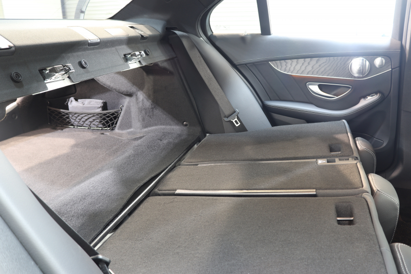 AMG Cクラス C43 4MATIC ｴｸｽｸﾙｰｼﾌﾞ&ﾚｰﾀﾞｰｾｰﾌﾃｨPKG　ｷｰﾚｽｺﾞｰ 黒本革 ﾍｯﾄﾞｱｯﾌﾟD HDDﾅﾋﾞTV BT音楽 ﾌﾞﾙﾒｽﾀｰ ﾊﾞｯｸｶﾒﾗ PTS LEDﾗｲﾄ 自動ﾄﾗﾝｸ ﾊﾝｽﾞﾌﾘｰA AMG専用装備&ﾁｭｰﾆﾝｸﾞﾀﾞｲﾅﾐｯｸS 9AT　2年保証