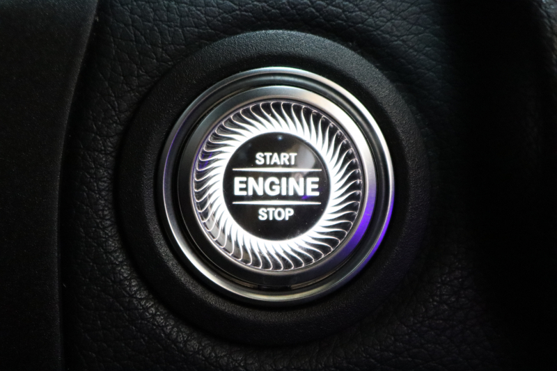 AMG Cクラス C43 4MATIC ﾚｰﾀﾞｰｾｰﾌﾃｨPKG　後期 1ｵｰﾅｰ ｷｰﾚｽｺﾞｰ 黒本革 ﾊﾟﾉﾗﾏSR ﾍｯﾄﾞｱｯﾌﾟD HDDﾅﾋﾞTV ｽﾏﾎ連携 ﾌﾞﾙﾒｽﾀｰ ﾊﾞｯｸｶﾒﾗ PTS LEDﾗｲﾄ 自動ﾄﾗﾝｸ ﾊﾝｽﾞﾌﾘｰA AMG専用装備&ﾁｭｰﾆﾝｸﾞﾀﾞｲﾅﾐｯｸS 9AT　2年保証