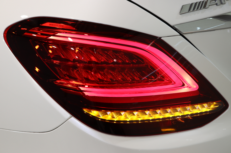 AMG Cクラス C43 4MATIC ﾚｰﾀﾞｰｾｰﾌﾃｨPKG　後期 1ｵｰﾅｰ ｷｰﾚｽｺﾞｰ 黒本革 ﾊﾟﾉﾗﾏSR ﾍｯﾄﾞｱｯﾌﾟD HDDﾅﾋﾞTV ｽﾏﾎ連携 ﾌﾞﾙﾒｽﾀｰ ﾊﾞｯｸｶﾒﾗ PTS LEDﾗｲﾄ 自動ﾄﾗﾝｸ ﾊﾝｽﾞﾌﾘｰA AMG専用装備&ﾁｭｰﾆﾝｸﾞﾀﾞｲﾅﾐｯｸS 9AT　2年保証