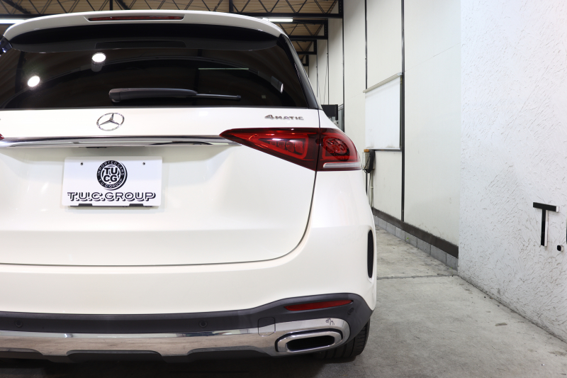 メルセデスベンツ GLE GLE400d 4MATIC ｽﾎﾟｰﾂ ﾚｻﾞｰｴｸｽｸﾙｰｼﾌﾞ&ﾚｰﾀﾞｰｾｰﾌﾃｨPKG　MEｺﾈｸﾄ ｷｰﾚｽｺﾞｰ 黒本革 ﾍﾞﾝﾁﾚｰﾀｰ ﾊﾟﾉﾗﾏSR HUD MBUXﾅﾋﾞTV BT音楽 ﾌﾞﾙﾒｽﾀｰ 360ｶﾒﾗ PTS LEDﾗｲﾄ 自動Rｹﾞｰﾄ ﾊﾝｽﾞﾌﾘｰA AMGｴｱﾛ&20AW ﾜｲﾔﾚｽ充電 9AT　2年保証