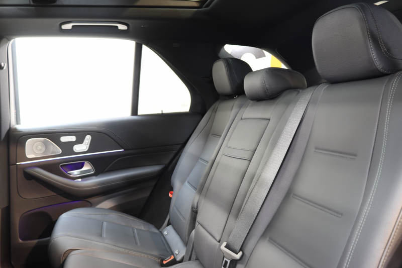 メルセデスベンツ GLE GLE400d 4MATIC ｽﾎﾟｰﾂ ﾚｻﾞｰｴｸｽｸﾙｰｼﾌﾞ&ﾚｰﾀﾞｰｾｰﾌﾃｨPKG　MEｺﾈｸﾄ ｷｰﾚｽｺﾞｰ 黒本革 ﾍﾞﾝﾁﾚｰﾀｰ ﾊﾟﾉﾗﾏSR HUD MBUXﾅﾋﾞTV BT音楽 ﾌﾞﾙﾒｽﾀｰ 360ｶﾒﾗ PTS LEDﾗｲﾄ 自動Rｹﾞｰﾄ ﾊﾝｽﾞﾌﾘｰA AMGｴｱﾛ&20AW ﾜｲﾔﾚｽ充電 9AT　2年保証