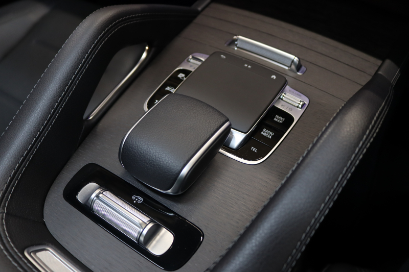 メルセデスベンツ GLE GLE400d 4MATIC ｽﾎﾟｰﾂ ﾚｻﾞｰｴｸｽｸﾙｰｼﾌﾞ&ﾚｰﾀﾞｰｾｰﾌﾃｨPKG　MEｺﾈｸﾄ ｷｰﾚｽｺﾞｰ 黒本革 ﾍﾞﾝﾁﾚｰﾀｰ ﾊﾟﾉﾗﾏSR HUD MBUXﾅﾋﾞTV BT音楽 ﾌﾞﾙﾒｽﾀｰ 360ｶﾒﾗ PTS LEDﾗｲﾄ 自動Rｹﾞｰﾄ ﾊﾝｽﾞﾌﾘｰA AMGｴｱﾛ&20AW ﾜｲﾔﾚｽ充電 9AT　2年保証