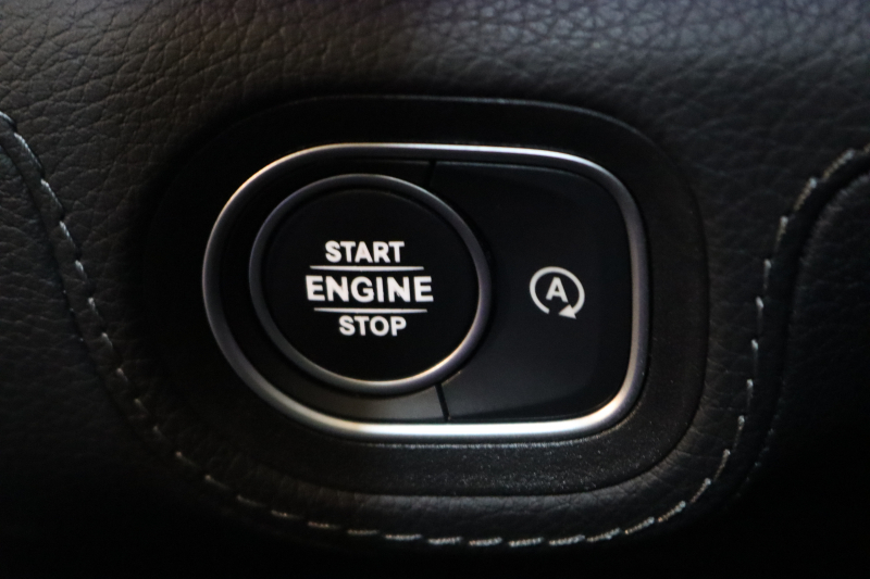 メルセデスベンツ GLE GLE400d 4MATIC ｽﾎﾟｰﾂ ﾚｻﾞｰｴｸｽｸﾙｰｼﾌﾞ&ﾚｰﾀﾞｰｾｰﾌﾃｨPKG　MEｺﾈｸﾄ ｷｰﾚｽｺﾞｰ 黒本革 ﾍﾞﾝﾁﾚｰﾀｰ ﾊﾟﾉﾗﾏSR HUD MBUXﾅﾋﾞTV BT音楽 ﾌﾞﾙﾒｽﾀｰ 360ｶﾒﾗ PTS LEDﾗｲﾄ 自動Rｹﾞｰﾄ ﾊﾝｽﾞﾌﾘｰA AMGｴｱﾛ&20AW ﾜｲﾔﾚｽ充電 9AT　2年保証