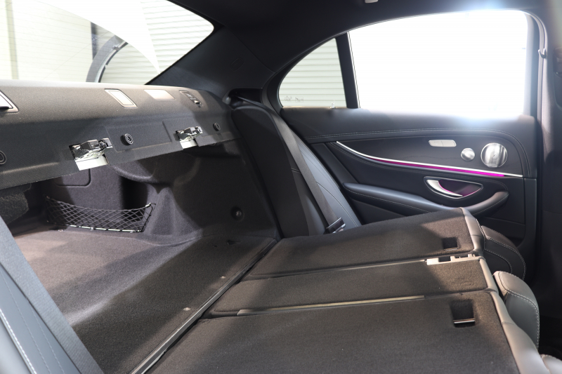 メルセデスベンツ Eクラス E220d AVG ｽﾎﾟｰﾂ ﾚｻﾞｰ&ﾚｰﾀﾞｰｾｰﾌﾃｨPKG　ｷｰﾚｽｺﾞｰ 黒本革 HDDﾅﾋﾞTV ｽﾏﾎ連携 ﾌﾞﾙﾒｽﾀｰ 360ｶﾒﾗ PTS LEDﾗｲﾄ 自動ﾄﾗﾝｸ AMGｴｱﾛ&19AW ﾀﾞｲﾅﾐｯｸS 9AT　2年保証