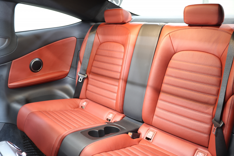 メルセデスベンツ Cクラス C180ｸｰﾍﾟ ｽﾎﾟｰﾂ ﾚｻﾞｰｴｸｽｸﾙｰｼﾌﾞ&ﾚｰﾀﾞｰｾｰﾌﾃｨPKG　後期 ｷｰﾚｽｺﾞｰ 赤本革 ﾊﾟﾉﾗﾏSR ﾍｯﾄﾞｱｯﾌﾟD HDDﾅﾋﾞTV ｽﾏﾎ連携 ﾊﾞｯｸｶﾒﾗ PTS LEDﾗｲﾄ AMGｴｱﾛ&19AW ﾀﾞｲﾅﾐｯｸS ｴｱｻｽ 9AT　2年保証