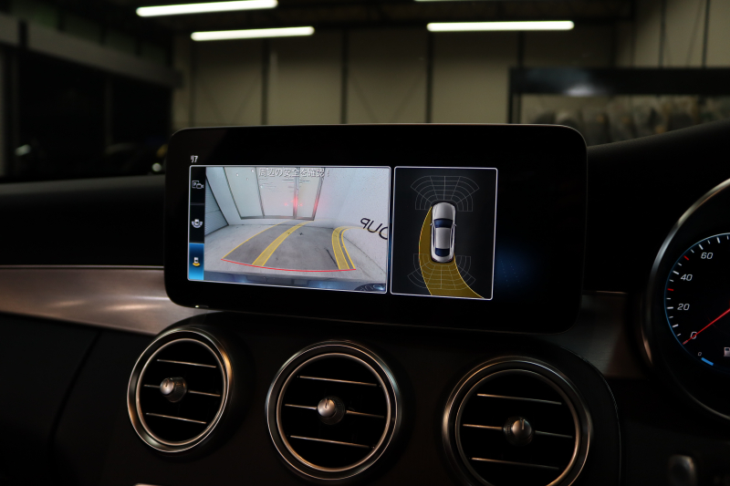 メルセデスベンツ Cクラス C180ｸｰﾍﾟ ｽﾎﾟｰﾂ ﾚｻﾞｰｴｸｽｸﾙｰｼﾌﾞ&ﾚｰﾀﾞｰｾｰﾌﾃｨPKG　後期 ｷｰﾚｽｺﾞｰ 赤本革 ﾊﾟﾉﾗﾏSR ﾍｯﾄﾞｱｯﾌﾟD HDDﾅﾋﾞTV ｽﾏﾎ連携 ﾊﾞｯｸｶﾒﾗ PTS LEDﾗｲﾄ AMGｴｱﾛ&19AW ﾀﾞｲﾅﾐｯｸS ｴｱｻｽ 9AT　2年保証