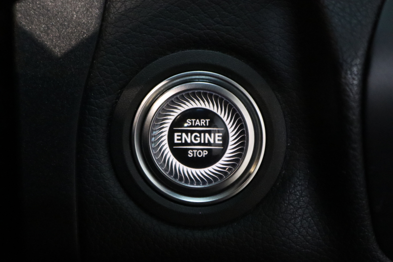 メルセデスベンツ Cクラス C180ｸｰﾍﾟ ｽﾎﾟｰﾂ ﾚｻﾞｰｴｸｽｸﾙｰｼﾌﾞ&ﾚｰﾀﾞｰｾｰﾌﾃｨPKG　後期 ｷｰﾚｽｺﾞｰ 赤本革 ﾊﾟﾉﾗﾏSR ﾍｯﾄﾞｱｯﾌﾟD HDDﾅﾋﾞTV ｽﾏﾎ連携 ﾊﾞｯｸｶﾒﾗ PTS LEDﾗｲﾄ AMGｴｱﾛ&19AW ﾀﾞｲﾅﾐｯｸS ｴｱｻｽ 9AT　2年保証