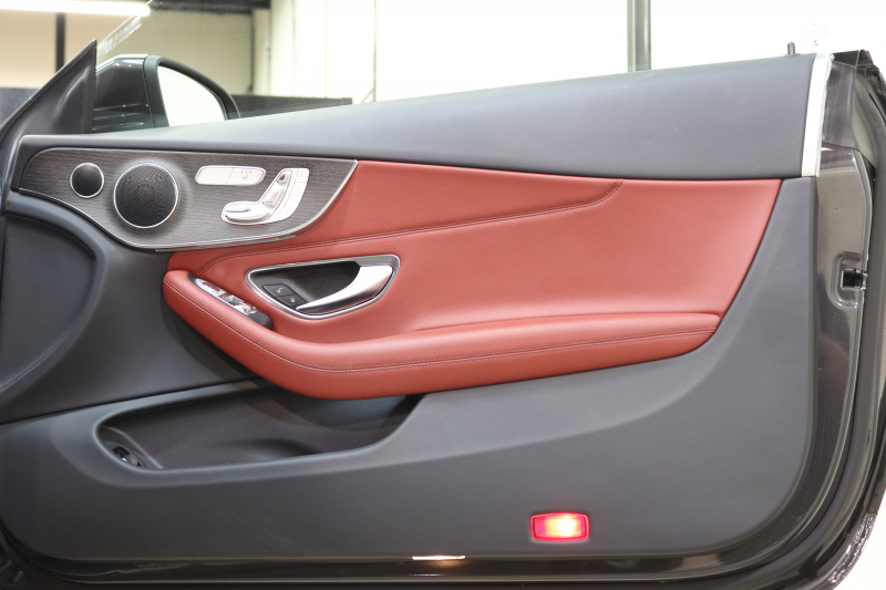 メルセデスベンツ Cクラス C180ｸｰﾍﾟ ｽﾎﾟｰﾂ ﾚｻﾞｰｴｸｽｸﾙｰｼﾌﾞ&ﾚｰﾀﾞｰｾｰﾌﾃｨPKG　後期 ｷｰﾚｽｺﾞｰ 赤本革 ﾊﾟﾉﾗﾏSR ﾍｯﾄﾞｱｯﾌﾟD HDDﾅﾋﾞTV ｽﾏﾎ連携 ﾊﾞｯｸｶﾒﾗ PTS LEDﾗｲﾄ AMGｴｱﾛ&19AW ﾀﾞｲﾅﾐｯｸS ｴｱｻｽ 9AT　2年保証