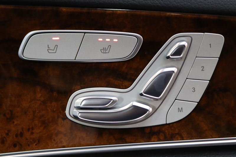 メルセデスベンツ Eクラス E400 4MATIC ｴｸｽｸﾙｰｼﾌﾞ ｴｸｽｸﾙｰｼﾌﾞ&ﾚｰﾀﾞｰｾｰﾌﾃｨPKG　ｷｰﾚｽｺﾞｰ 黒本革 ﾊﾟﾉﾗﾏSR HDDﾅﾋﾞTV ｽﾏﾎ連携 360ｶﾒﾗ PTS LEDﾗｲﾄ 自動Rｹﾞｰﾄ ﾊﾝｽﾞﾌﾘｰA 18AW ｴｱｻｽ ﾀﾞｲﾅﾐｯｸS 9AT　2年保証