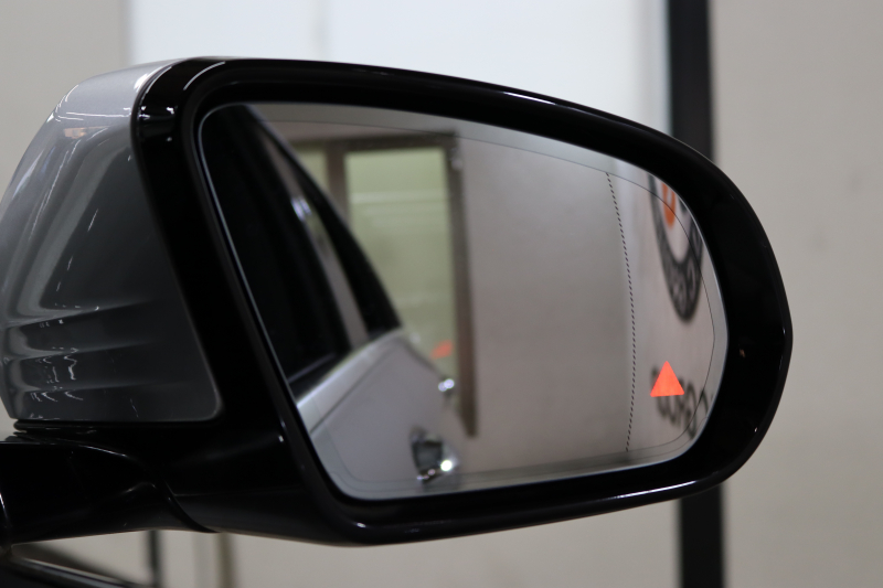 メルセデスベンツ Eクラス E300 AVG ｽﾎﾟｰﾂ ﾚｰﾀﾞｰｾｰﾌﾃｨPKG　中期 NEWｽﾃｱﾘﾝｸﾞ ｷｰﾚｽｺﾞｰ 黒本革 ﾍｯﾄﾞｱｯﾌﾟD HDDﾅﾋﾞTV ｽﾏﾎ連携 360ｶﾒﾗ PTS LEDﾗｲﾄ 自動ﾄﾗﾝｸ ﾊﾝｽﾞﾌﾘｰA AMGｴｱﾛ&19AW ﾀﾞｲﾅﾐｯｸS 9AT　2年保証