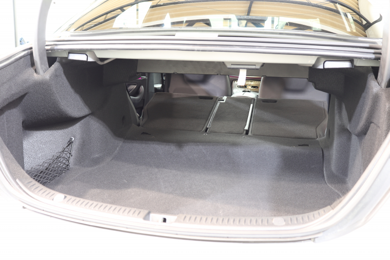 メルセデスベンツ Eクラス E300 AVG ｽﾎﾟｰﾂ ﾚｰﾀﾞｰｾｰﾌﾃｨPKG　中期 NEWｽﾃｱﾘﾝｸﾞ ｷｰﾚｽｺﾞｰ 黒本革 ﾍｯﾄﾞｱｯﾌﾟD HDDﾅﾋﾞTV ｽﾏﾎ連携 360ｶﾒﾗ PTS LEDﾗｲﾄ 自動ﾄﾗﾝｸ ﾊﾝｽﾞﾌﾘｰA AMGｴｱﾛ&19AW ﾀﾞｲﾅﾐｯｸS 9AT　2年保証