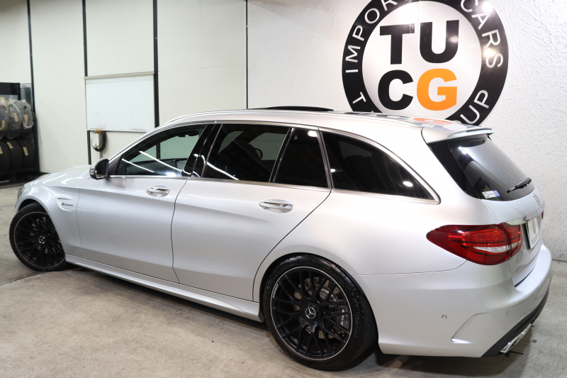 AMG Cクラス C63ｽﾃｰｼｮﾝﾜｺﾞﾝ ﾚｰﾀﾞｰｾｰﾌﾃｨPKG　ｷｰﾚｽｺﾞｰ 黒本革 ﾊﾟﾉﾗﾏSR HDDﾅﾋﾞTV BT音楽 ﾊﾞｯｸｶﾒﾗ PTS LEDﾗｲﾄ 自動Rｹﾞｰﾄ ﾊﾝｽﾞﾌﾘｰA AMG専用装備&ﾁｭｰﾆﾝｸﾞﾀﾞｲﾅﾐｯｸS H&Rﾀﾞｳﾝﾀﾞｽ 7AT　2年保証