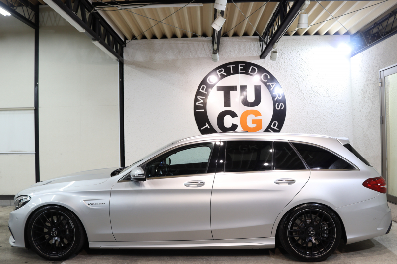 AMG Cクラス C63ｽﾃｰｼｮﾝﾜｺﾞﾝ ﾚｰﾀﾞｰｾｰﾌﾃｨPKG　ｷｰﾚｽｺﾞｰ 黒本革 ﾊﾟﾉﾗﾏSR HDDﾅﾋﾞTV BT音楽 ﾊﾞｯｸｶﾒﾗ PTS LEDﾗｲﾄ 自動Rｹﾞｰﾄ ﾊﾝｽﾞﾌﾘｰA AMG専用装備&ﾁｭｰﾆﾝｸﾞﾀﾞｲﾅﾐｯｸS H&Rﾀﾞｳﾝﾀﾞｽ 7AT　2年保証