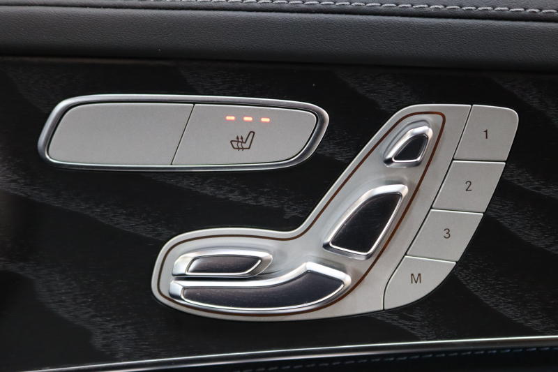 AMG Cクラス C63ｽﾃｰｼｮﾝﾜｺﾞﾝ ﾚｰﾀﾞｰｾｰﾌﾃｨPKG　ｷｰﾚｽｺﾞｰ 黒本革 ﾊﾟﾉﾗﾏSR HDDﾅﾋﾞTV BT音楽 ﾊﾞｯｸｶﾒﾗ PTS LEDﾗｲﾄ 自動Rｹﾞｰﾄ ﾊﾝｽﾞﾌﾘｰA AMG専用装備&ﾁｭｰﾆﾝｸﾞﾀﾞｲﾅﾐｯｸS H&Rﾀﾞｳﾝﾀﾞｽ 7AT　2年保証