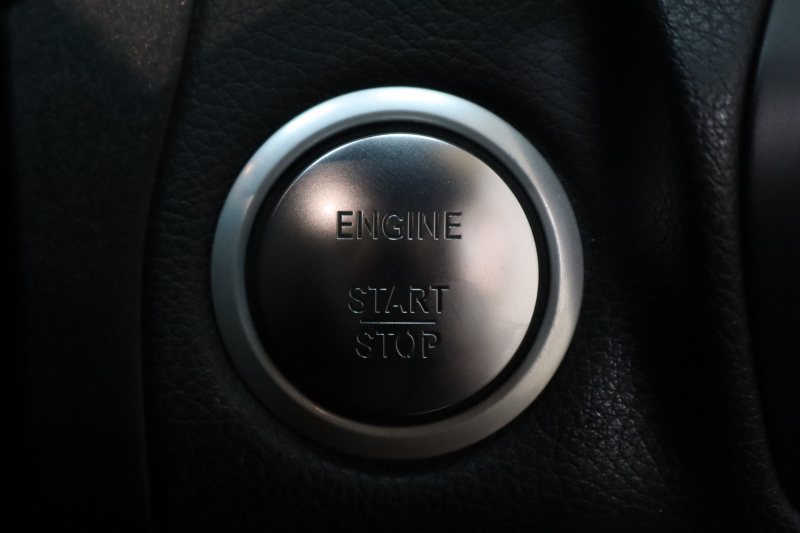 AMG Cクラス C63ｽﾃｰｼｮﾝﾜｺﾞﾝ ﾚｰﾀﾞｰｾｰﾌﾃｨPKG　ｷｰﾚｽｺﾞｰ 黒本革 ﾊﾟﾉﾗﾏSR HDDﾅﾋﾞTV BT音楽 ﾊﾞｯｸｶﾒﾗ PTS LEDﾗｲﾄ 自動Rｹﾞｰﾄ ﾊﾝｽﾞﾌﾘｰA AMG専用装備&ﾁｭｰﾆﾝｸﾞﾀﾞｲﾅﾐｯｸS H&Rﾀﾞｳﾝﾀﾞｽ 7AT　2年保証