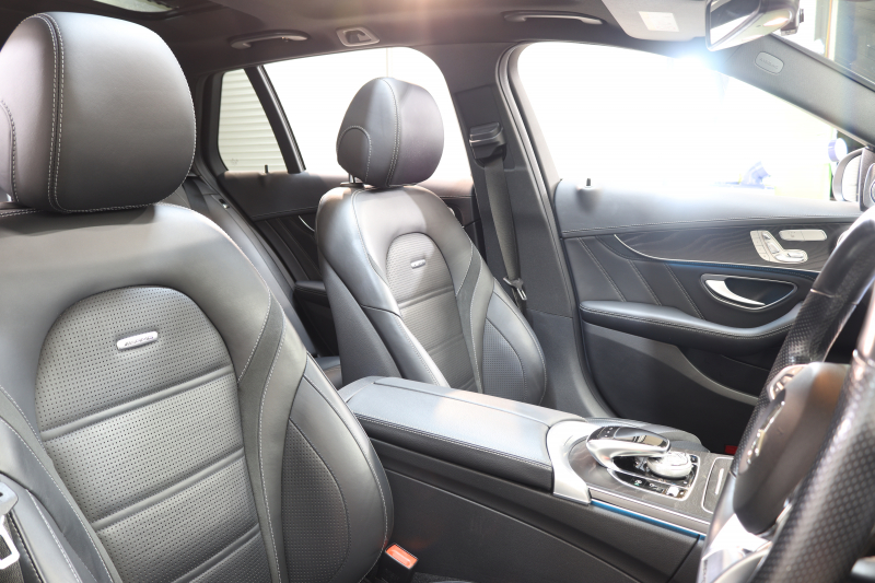 AMG Cクラス C63ｽﾃｰｼｮﾝﾜｺﾞﾝ ﾚｰﾀﾞｰｾｰﾌﾃｨPKG　ｷｰﾚｽｺﾞｰ 黒本革 ﾊﾟﾉﾗﾏSR HDDﾅﾋﾞTV BT音楽 ﾊﾞｯｸｶﾒﾗ PTS LEDﾗｲﾄ 自動Rｹﾞｰﾄ ﾊﾝｽﾞﾌﾘｰA AMG専用装備&ﾁｭｰﾆﾝｸﾞﾀﾞｲﾅﾐｯｸS H&Rﾀﾞｳﾝﾀﾞｽ 7AT　2年保証