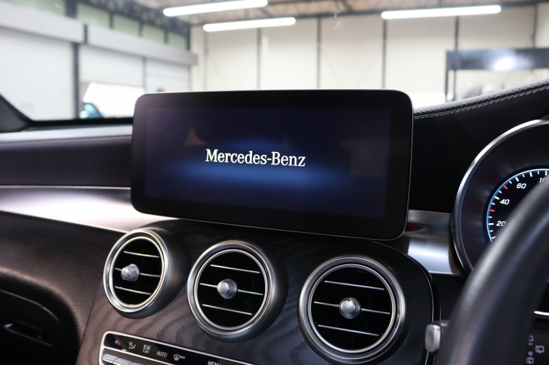 メルセデスベンツ GLC GLC220d 4MATIC ﾅｲﾄｴﾃﾞｨｼｮﾝ ﾚｰﾀﾞｰｾｰﾌﾃｨPKG　130台限定車 特別仕様車 後期 1ｵｰﾅｰ ｷｰﾚｽｺﾞｰ 黒革 ﾊﾟﾉﾗﾏSR MBUXﾅﾋﾞTV BT音楽 360ｶﾒﾗ PTS LEDﾗｲﾄ 自動Rｹﾞｰﾄ ﾊﾝｽﾞﾌﾘｰA AMGｴｱﾛ&19AW ﾅｲﾄPKG ﾜｲﾔﾚｽ充電 9AT　2年保証