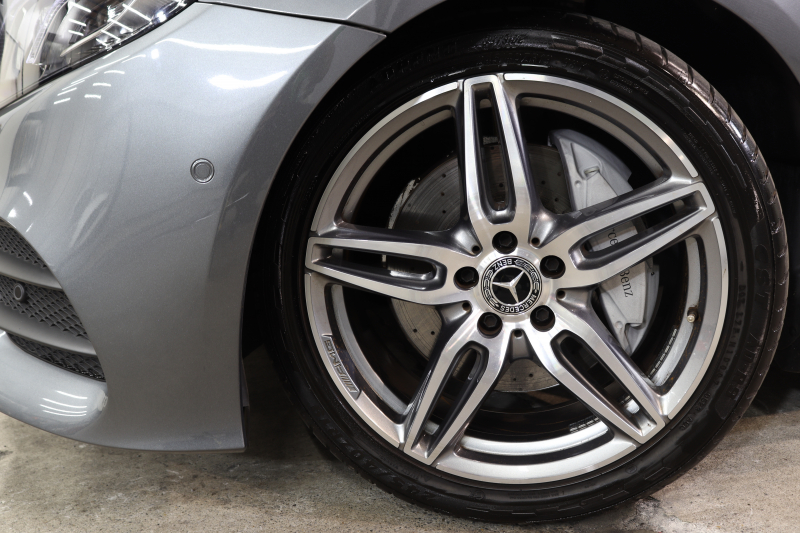 メルセデスベンツ Eクラス E200ｶﾌﾞﾘｵﾚ ｽﾎﾟｰﾂ ﾚｻﾞｰ&ﾚｰﾀﾞｰｾｰﾌﾃｨPKG　中期 NEWｽﾃｱﾘﾝｸﾞ ｷｰﾚｽｺﾞｰ 黒本革 ｴｱｽｶｰﾌ ﾍｯﾄﾞｱｯﾌﾟD HDDﾅﾋﾞTV ｽﾏﾎ連携 ﾌﾞﾙﾒｽﾀｰ 360ｶﾒﾗ PTS LEDﾗｲﾄ AMGｴｱﾛ&19AW ｴｱﾊﾞﾗﾝｽP 黒幌 9AT　2年保証