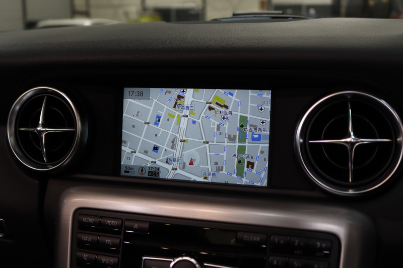 メルセデスベンツ SLKクラス SLK200 ｴｸｽｸﾙｰｼﾌﾞ AMGｽﾎﾟｰﾂ&ﾚｰﾀﾞｰｾｰﾌﾃｨPKG　ｷｰﾚｽｺﾞｰ 黒本革 ﾚｯﾄﾞｶﾗｰｼｰﾄﾍﾞﾙﾄ ｴｱｽｶｰﾌ ﾊﾞﾘｵﾙｰﾌ HDDﾅﾋﾞTV BT音楽 PTS ｷｾﾉﾝﾗｲﾄ AMGｴｱﾛ&18AW ｴｱｶﾞｲﾄﾞ 7AT　2年保証