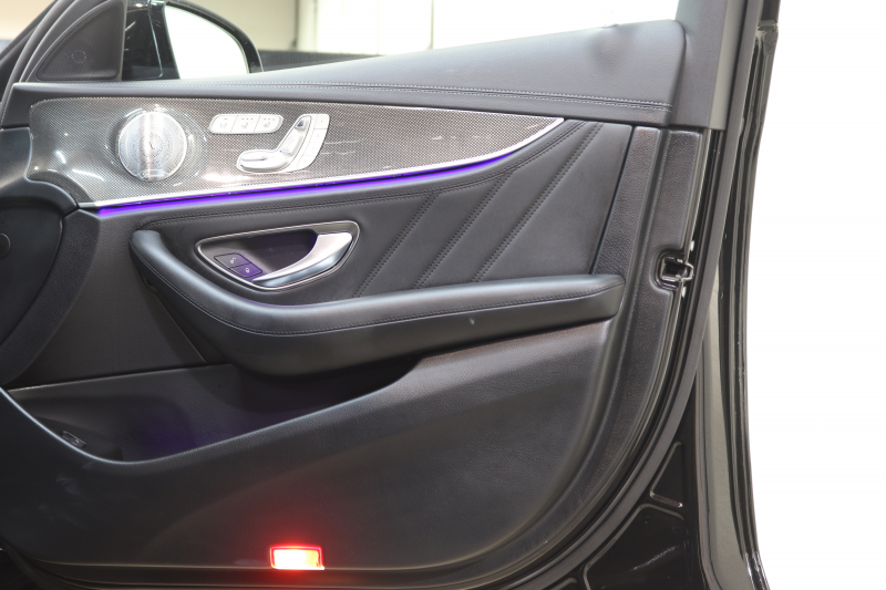 AMG Eクラス E53ｽﾃｰｼｮﾝﾜｺﾞﾝ 4MATIC+ ｴｸｽｸﾙｰｼﾌﾞ&ﾚｰﾀﾞｰｾｰﾌﾃｨPKG　ISG搭載 中期 NEWｽﾃｱﾘﾝｸﾞ 黒本革 ﾍﾞﾝﾁﾚｰﾀｰ ﾊﾟﾉﾗﾏSR ﾍｯﾄﾞｱｯﾌﾟD HDDﾅﾋﾞTV ｽﾏﾎ連携 ﾌﾞﾙﾒｽﾀｰ 360ｶﾒﾗ PTS LEDﾗｲﾄ ﾊﾝｽﾞﾌﾘｰA AMG専用装備&ﾁｭｰﾆﾝｸﾞﾀﾞｲﾅﾐｯｸS 9AT　2年保証