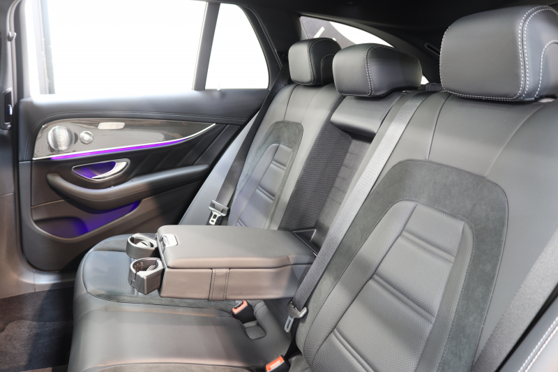 AMG Eクラス E53ｽﾃｰｼｮﾝﾜｺﾞﾝ 4MATIC+ ｴｸｽｸﾙｰｼﾌﾞ&ﾚｰﾀﾞｰｾｰﾌﾃｨPKG　ISG搭載 中期 NEWｽﾃｱﾘﾝｸﾞ 黒本革 ﾍﾞﾝﾁﾚｰﾀｰ ﾊﾟﾉﾗﾏSR ﾍｯﾄﾞｱｯﾌﾟD HDDﾅﾋﾞTV ｽﾏﾎ連携 ﾌﾞﾙﾒｽﾀｰ 360ｶﾒﾗ PTS LEDﾗｲﾄ ﾊﾝｽﾞﾌﾘｰA AMG専用装備&ﾁｭｰﾆﾝｸﾞﾀﾞｲﾅﾐｯｸS 9AT　2年保証