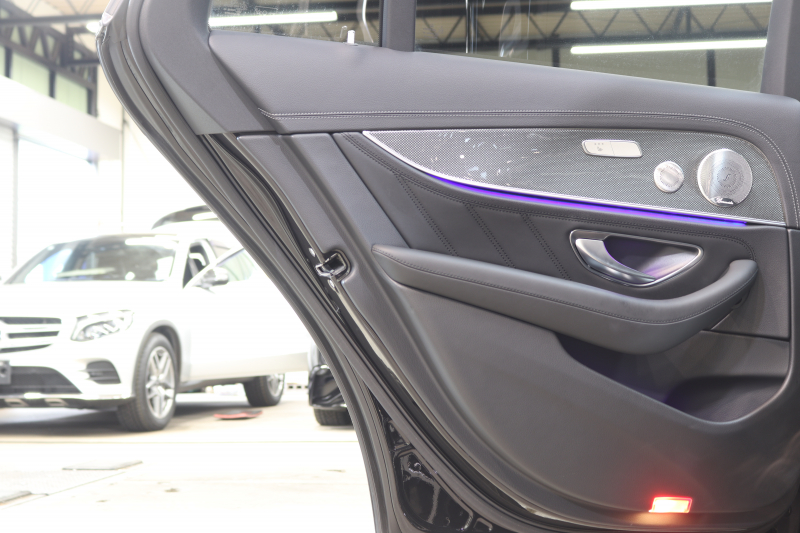 AMG Eクラス E53ｽﾃｰｼｮﾝﾜｺﾞﾝ 4MATIC+ ｴｸｽｸﾙｰｼﾌﾞ&ﾚｰﾀﾞｰｾｰﾌﾃｨPKG　ISG搭載 中期 NEWｽﾃｱﾘﾝｸﾞ 黒本革 ﾍﾞﾝﾁﾚｰﾀｰ ﾊﾟﾉﾗﾏSR ﾍｯﾄﾞｱｯﾌﾟD HDDﾅﾋﾞTV ｽﾏﾎ連携 ﾌﾞﾙﾒｽﾀｰ 360ｶﾒﾗ PTS LEDﾗｲﾄ ﾊﾝｽﾞﾌﾘｰA AMG専用装備&ﾁｭｰﾆﾝｸﾞﾀﾞｲﾅﾐｯｸS 9AT　2年保証