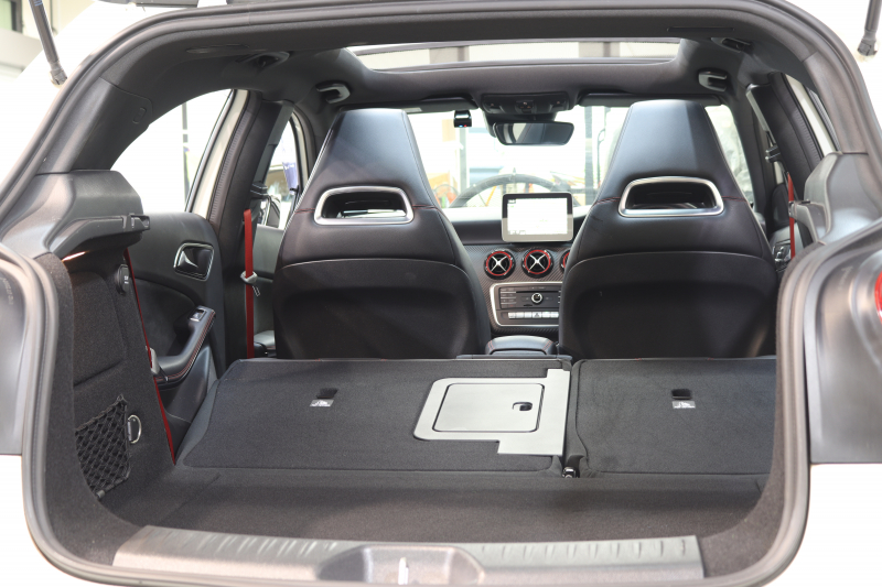 メルセデスベンツ Aクラス A250 ｼｭﾎﾟﾙﾄ 4MATIC ﾚｰﾀﾞｰｾｰﾌﾃｨPKG　後期 ｷｰﾚｽｺﾞｰ ﾚｻﾞｰDINAMICAｼｰﾄ ﾊﾟﾉﾗﾏSR HDDﾅﾋﾞTV ｽﾏﾎ連携 ﾊﾞｯｸｶﾒﾗ PTS LEDﾗｲﾄ AMGｴｱﾛ&18AW SPORT専用ﾁｭｰﾆﾝｸﾞ 7AT　2年保証