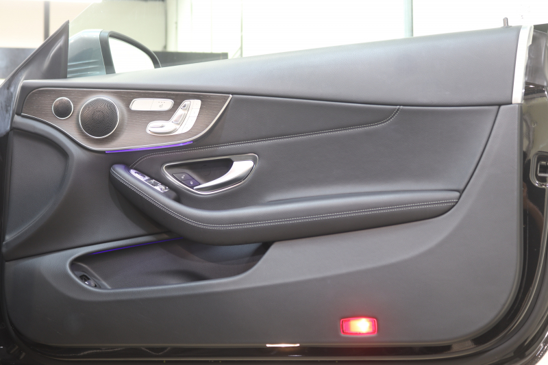 メルセデスベンツ Cクラス C180ｸｰﾍﾟ ｽﾎﾟｰﾂ ﾚｻﾞｰｴｸｽｸﾙｰｼﾌﾞ&ﾚｰﾀﾞｰｾｰﾌﾃｨPKG　後期 MEｺﾈｸﾄ ｷｰﾚｽｺﾞｰ 黒本革 ﾊﾟﾉﾗﾏSR ﾍｯﾄﾞｱｯﾌﾟD HDDﾅﾋﾞTV ｽﾏﾎ連携 ﾊﾞｯｸｶﾒﾗ PTS LEDﾗｲﾄ AMGｴｱﾛ&19AW ｴｱｻｽ ﾀﾞｲﾅﾐｯｸS 9AT　2年保証