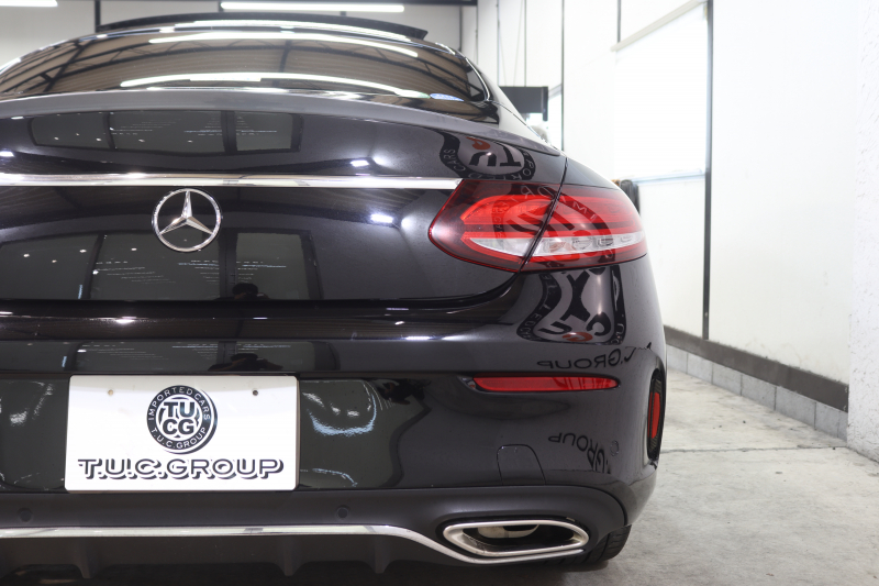 メルセデスベンツ Cクラス C180ｸｰﾍﾟ ｽﾎﾟｰﾂ ﾚｻﾞｰｴｸｽｸﾙｰｼﾌﾞ&ﾚｰﾀﾞｰｾｰﾌﾃｨPKG　後期 MEｺﾈｸﾄ ｷｰﾚｽｺﾞｰ 黒本革 ﾊﾟﾉﾗﾏSR ﾍｯﾄﾞｱｯﾌﾟD HDDﾅﾋﾞTV ｽﾏﾎ連携 ﾊﾞｯｸｶﾒﾗ PTS LEDﾗｲﾄ AMGｴｱﾛ&19AW ｴｱｻｽ ﾀﾞｲﾅﾐｯｸS 9AT　2年保証