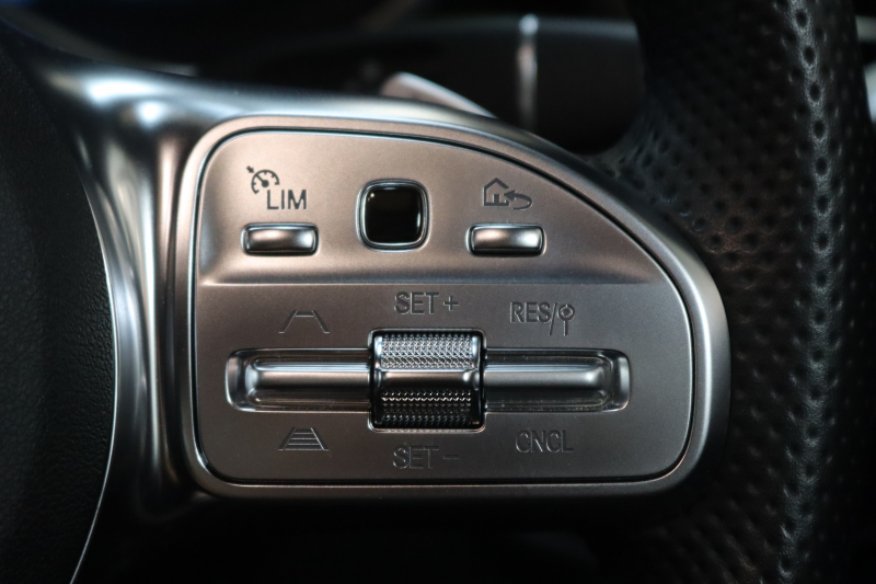 メルセデスベンツ Cクラス C180ｸｰﾍﾟ ｽﾎﾟｰﾂ ﾚｻﾞｰｴｸｽｸﾙｰｼﾌﾞ&ﾚｰﾀﾞｰｾｰﾌﾃｨPKG　後期 MEｺﾈｸﾄ ｷｰﾚｽｺﾞｰ 黒本革 ﾊﾟﾉﾗﾏSR ﾍｯﾄﾞｱｯﾌﾟD HDDﾅﾋﾞTV ｽﾏﾎ連携 ﾊﾞｯｸｶﾒﾗ PTS LEDﾗｲﾄ AMGｴｱﾛ&19AW ｴｱｻｽ ﾀﾞｲﾅﾐｯｸS 9AT　2年保証