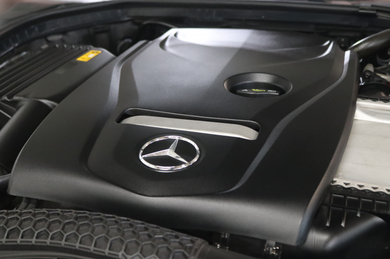 メルセデスベンツ Cクラス C180ｶﾌﾞﾘｵﾚ ｽﾎﾟｰﾂ ﾚｻﾞｰｴｸｽｸﾙｰｼﾌﾞ&ﾚｰﾀﾞｰｾｰﾌﾃｨPKG　後期 MEｺﾈｸﾄ ｷｰﾚｽｺﾞｰ 黒本革 ｴｱｽｶｰﾌ ﾍｯﾄﾞｱｯﾌﾟD HDDﾅﾋﾞTV&ｷｬﾝｾﾗｰ ｽﾏﾎ連携 ﾊﾞｯｸｶﾒﾗ PTS LEDﾗｲﾄ AMGｴｱﾛ&19AW ｴｱｻｽ ﾀﾞｲﾅﾐｯｸS 9AT　2年保証