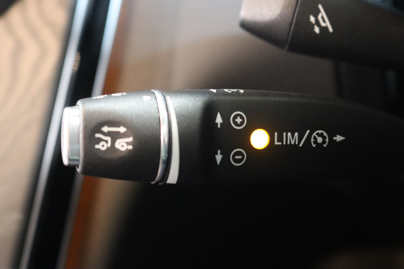 メルセデスベンツ Cクラス C180ｸｰﾍﾟ ｽﾎﾟｰﾂ ﾚｰﾀﾞｰｾｰﾌﾃｨPKG　1ｵｰﾅｰ ｷｰﾚｽｺﾞｰ 黒革 HDDﾅﾋﾞTV BT音楽 ﾊﾞｯｸｶﾒﾗ PTS LEDﾗｲﾄ AMGｴｱﾛ&18AW ﾀﾞｲﾅﾐｯｸS 9AT　2年保証